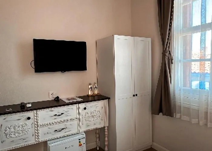 Ivy Butik Отель Айвалык